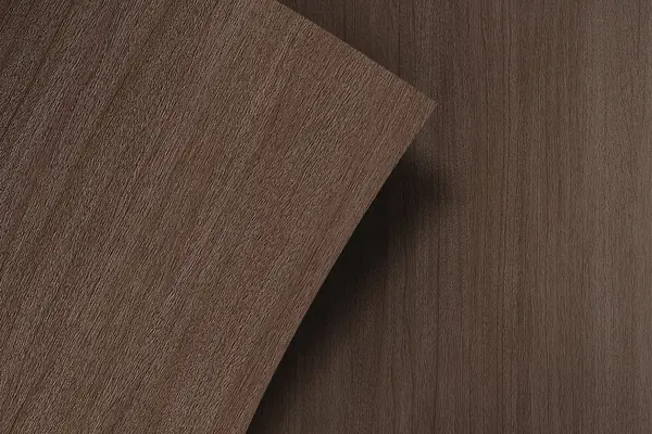 Irise Dark PZ615 hout