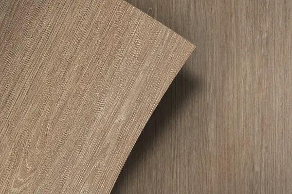 Solvit Dark PZ904 hout